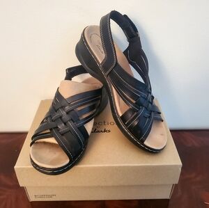 LIKE BRAND NEW Carks Black Women's Size 9 Sandals